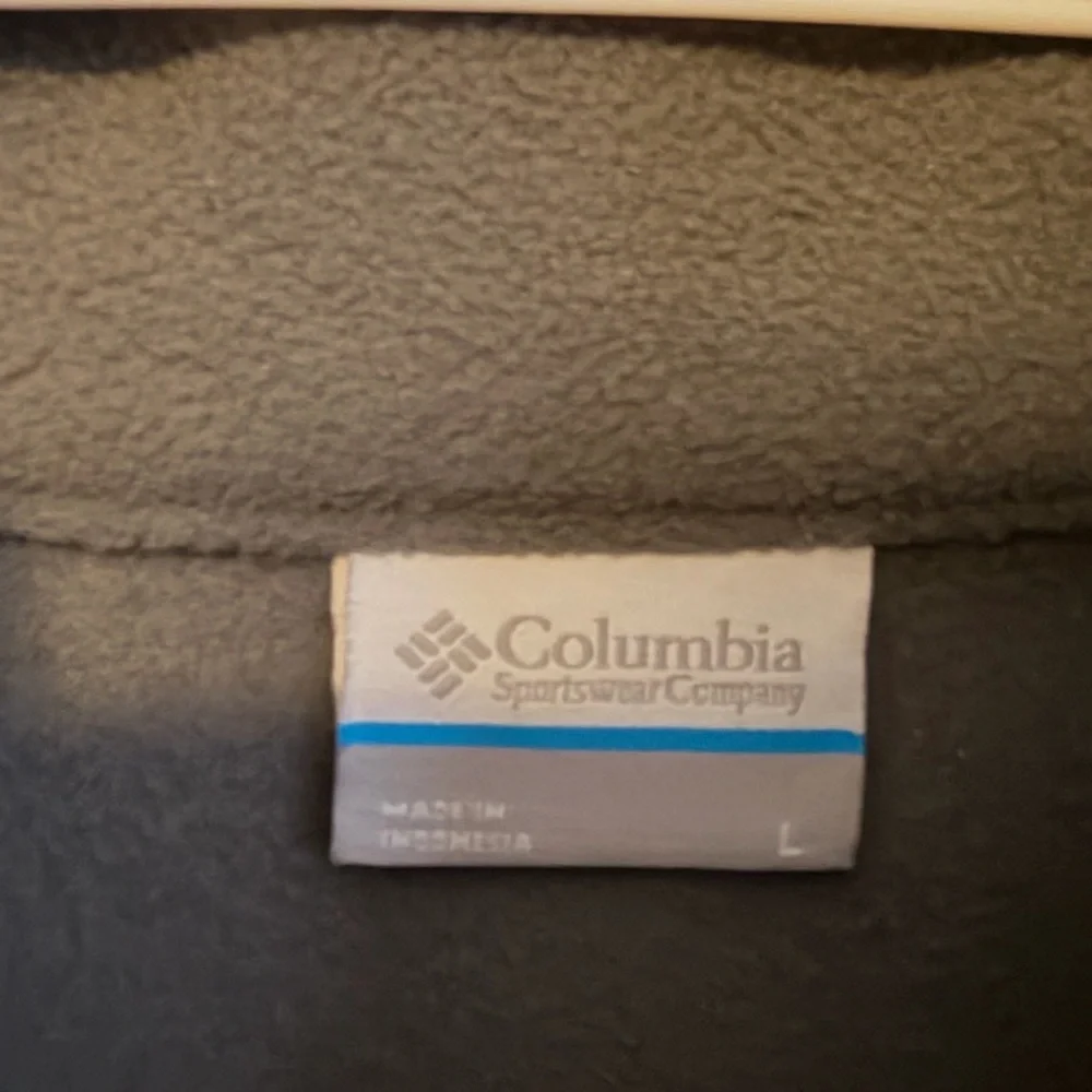 Columbia Men's Large Grey Polyester Long Sleeve Full Zip‎ Jacket - Picture 3 of 4